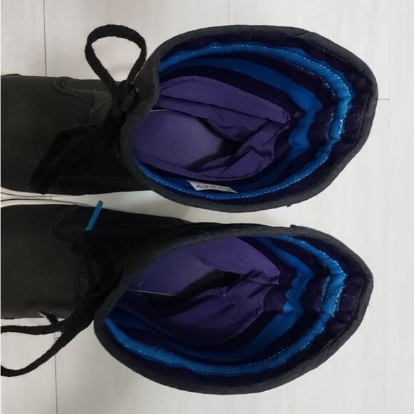 𝅺adidas Honey Boots - Picture 8 of 10